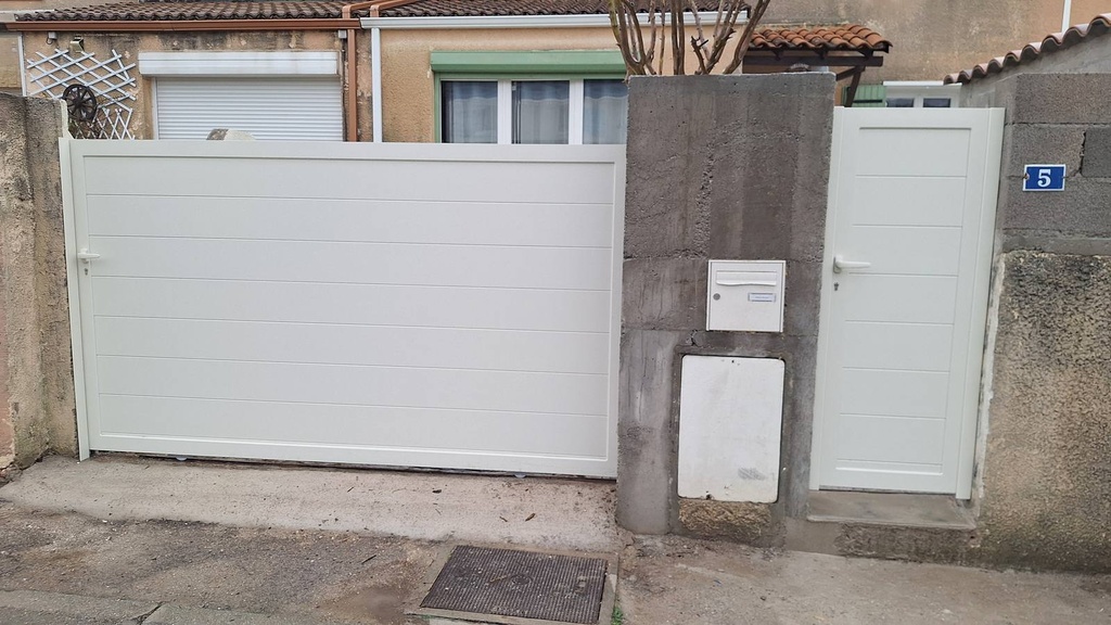 Portail coulissant — réalisation 13