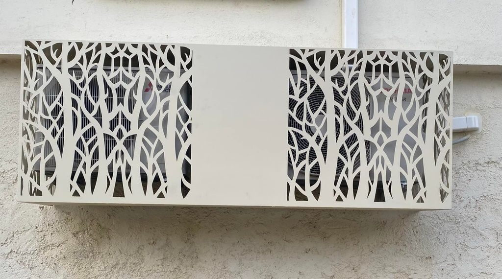 Cache-climatiseur sur mesure en aluminium découpé